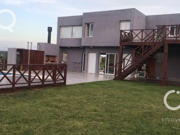 Casa en Costa Esmeralda - Deportiva I