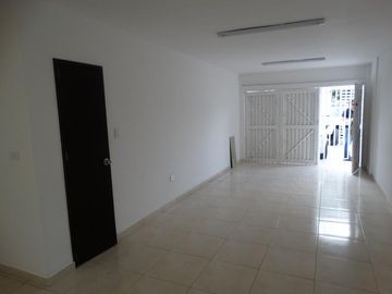local en arriendo en san vicente. Cod A7199