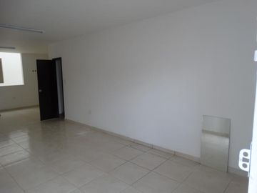 local en arriendo en san vicente. Cod A7199