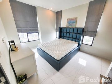 3 Bedroom Condo for sale at C Ekkamai