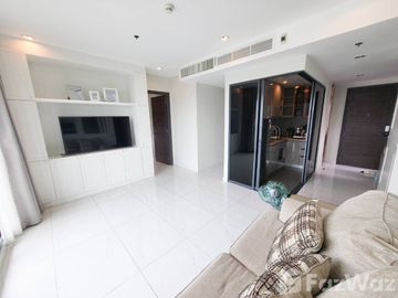 3 Bedroom Condo for sale at C Ekkamai