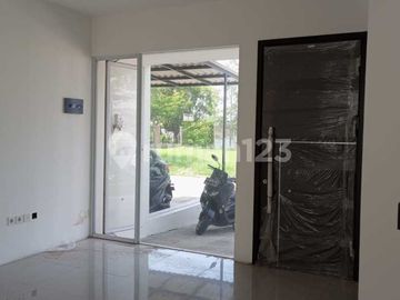 Dijual Rmh Citra Garden 8 Jakarta Barat Kalideres