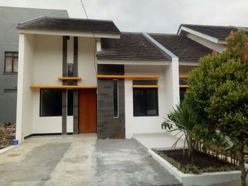 RUMAH DEKAT TOL BUAHBATU BANDUNG SIAP HUNI