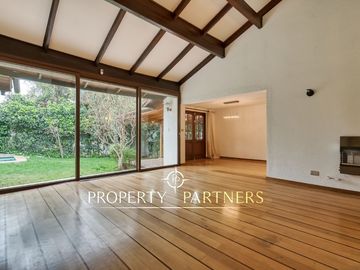 Iluminada casa en venta, La Reina