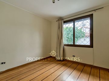 Iluminada casa en venta, La Reina