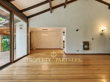 Iluminada casa en venta, La Reina