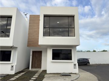 CASAS A ESTRENAR EN PORTÓN DEL SOL - MANTA