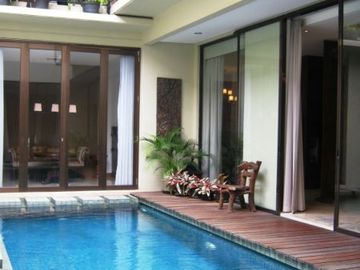 Disewakan Rumah Kemang Timur Dalam Cluster