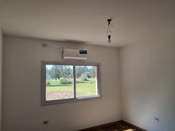 Casa a estrenar en Posada de los Lagos - Coronel Brandsen
