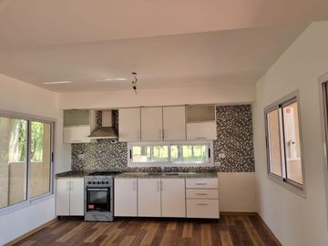 Casa a estrenar en Posada de los Lagos - Coronel Brandsen