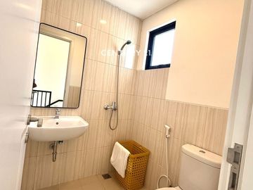 Dijual Rumah Primary Brand New Di Area Ciputat Dekat MRT