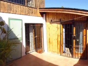 Venta Casa 5 dorm. 2 baños con piscina en Los Romeros Concón