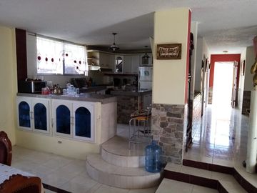Venta de linda casa en la Armenia / Puente 9 vía San Rafael