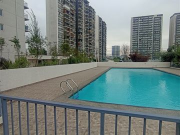 Vistas despejadas, seminuevo con estacionamiento y bodega