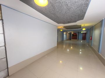 SE VENDE CASA COMERCIAL EN AVENIDA - CARABAYLLO