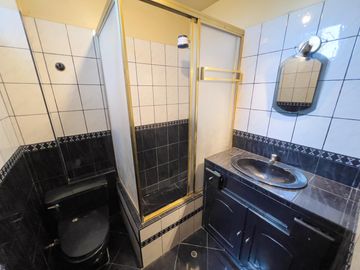 SE VENDE CASA COMERCIAL EN AVENIDA - CARABAYLLO