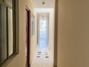 SE VENDE CASA COMERCIAL EN AVENIDA - CARABAYLLO