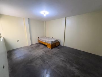 SE VENDE CASA COMERCIAL EN AVENIDA - CARABAYLLO