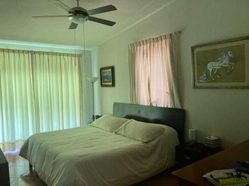 Casa en Fraccionamiento en Las Quintas, Cuernavaca, Morelos CAEN-954-Fr
