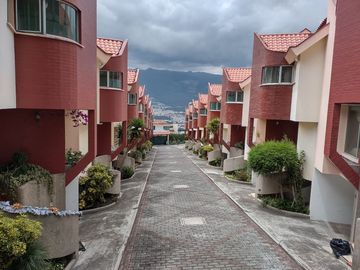 Vendo como Sector Santa Lucia Norte de Quito