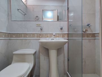casa en arriendo en quinta bosch. Cod A29385