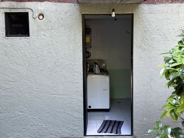BOSQUE DE LA HERRADURA - CASA CON 6 DEPTOS - COMO TERRENO