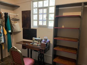 BOSQUE DE LA HERRADURA - CASA CON 6 DEPTOS - COMO TERRENO