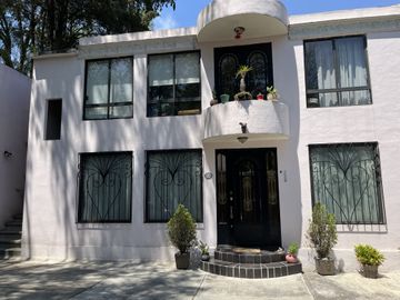 BOSQUE DE LA HERRADURA - CASA CON 6 DEPTOS - COMO TERRENO