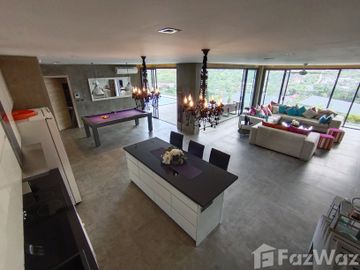 Stunning sea and mountain view 3 BDR Villa In Kamala