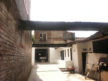Quick Sale Shophouse for Mainroad Jalan Raya Cihanjuang