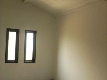 Quick Sale Shophouse for Mainroad Jalan Raya Cihanjuang