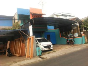 Quick Sale Shophouse for Mainroad Jalan Raya Cihanjuang