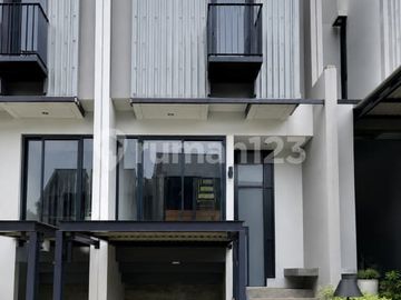 Dijual Rumah Siap Huni di Cluster Imajihaus Greenwich, BSD