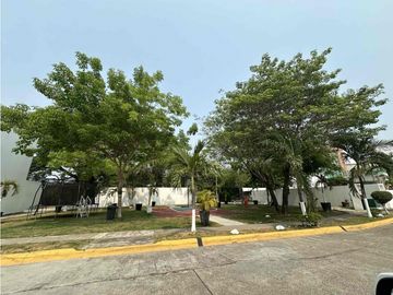 Casa en venta, fraccionamiento Hacienda Casa Blanca II; Villahermosa, Tabasco.