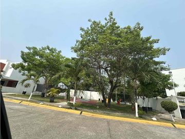 Casa en venta, fraccionamiento Hacienda Casa Blanca II; Villahermosa, Tabasco.