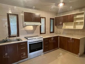Venta casa en Saint Moritz, Huitzilac - V325
