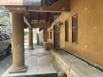 Venta casa en Saint Moritz, Huitzilac - V325