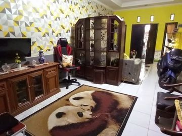 Rumah DiJual Asri Tanah Luas Lokasi Dekat Stasiun Depok