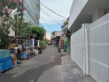 Kost 18 Kamar Di Tomang Grogol Petamburan