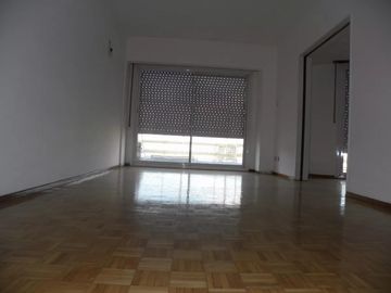 NUEVO PRECIO - Departamento en Venta en Villa Crespo 4 ambientes 2 baños 93 m2 – Corrientes 5100