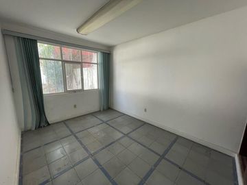 Se vende casa para remodelar en el Miraval
