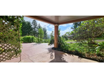 Oportunidad! Se Vende Hermosa Casa de Montaña en Altos del Maria