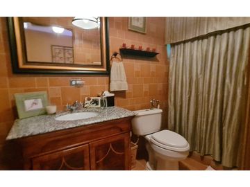 Oportunidad! Se Vende Hermosa Casa de Montaña en Altos del Maria