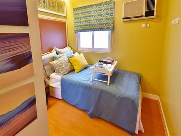 Colorful 3 Bedroom House in Pontefino Estates