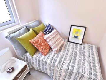 Colorful 3 Bedroom House in Pontefino Estates