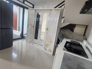 Rumah Modern 2 Lantai Semi Furnished Di Jakarta Timur