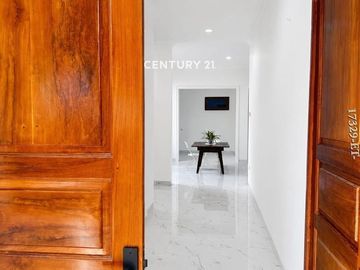 Dijual Rumah Asri Ada Taman Di Depan Dan Belakang Rumah Di Cinere