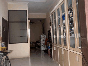 Rumah 2 Lantai Daerah Aman Bebas Banjir Di Duren Sawit S7842
