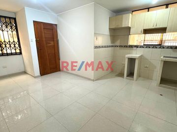 Venta De Minidepartamento En Urb Santa Edelmira Primer Piso