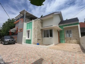 Rumah Menarik TERBATAS Di lingkungan Islami Di SUBANG